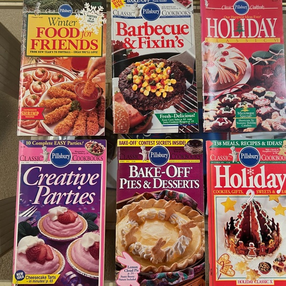 Six Vintage Betty Crocker Cook Books - Picture 1 of 7